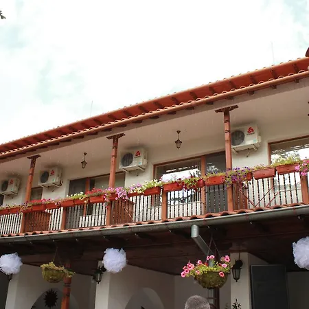 Sredna Gora Hotel